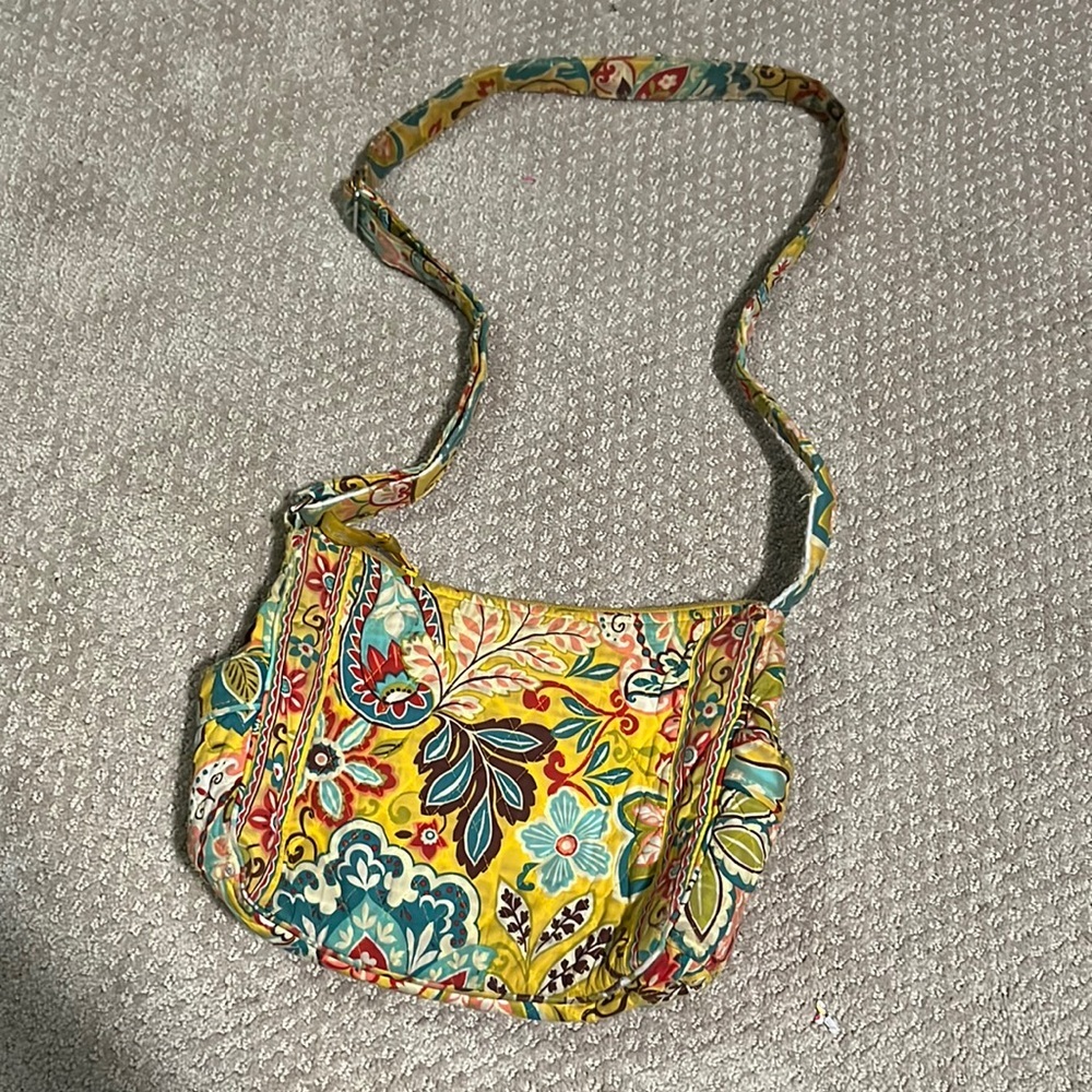 Vera Bradley Provincial retired purse - Picture 1 of 4